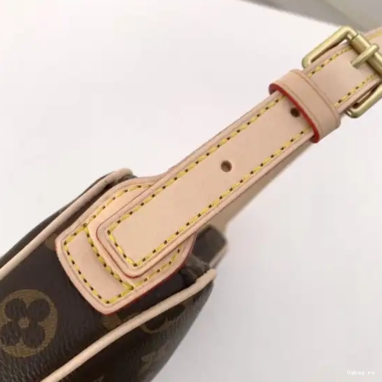 POCHETTE CROISSANT VUITTON LOUIS 0423